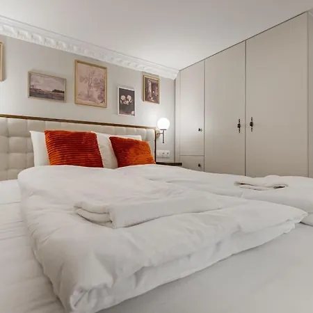 Nescaflat 3in1 First * Budapest